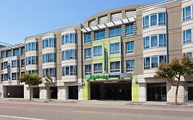 Holiday Inn Express Hotel & Suites Fisherman's Wharf By Ihg  3*